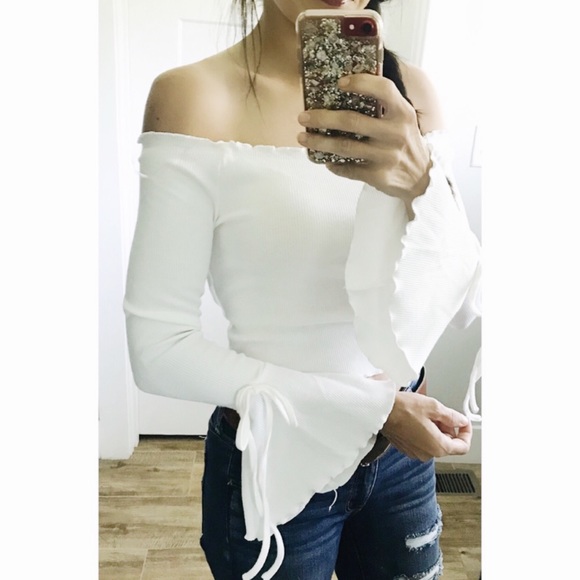 She and Sky Tops - ribbed off shoulder bell sleeve crop top